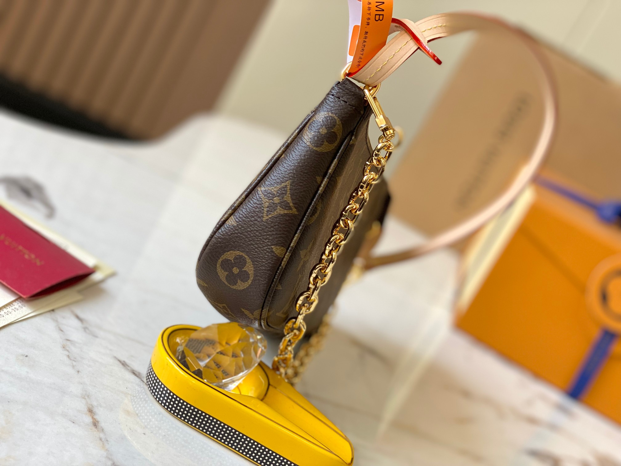 LV Pochette Accessoires M82766 23.5x13.5x4cm