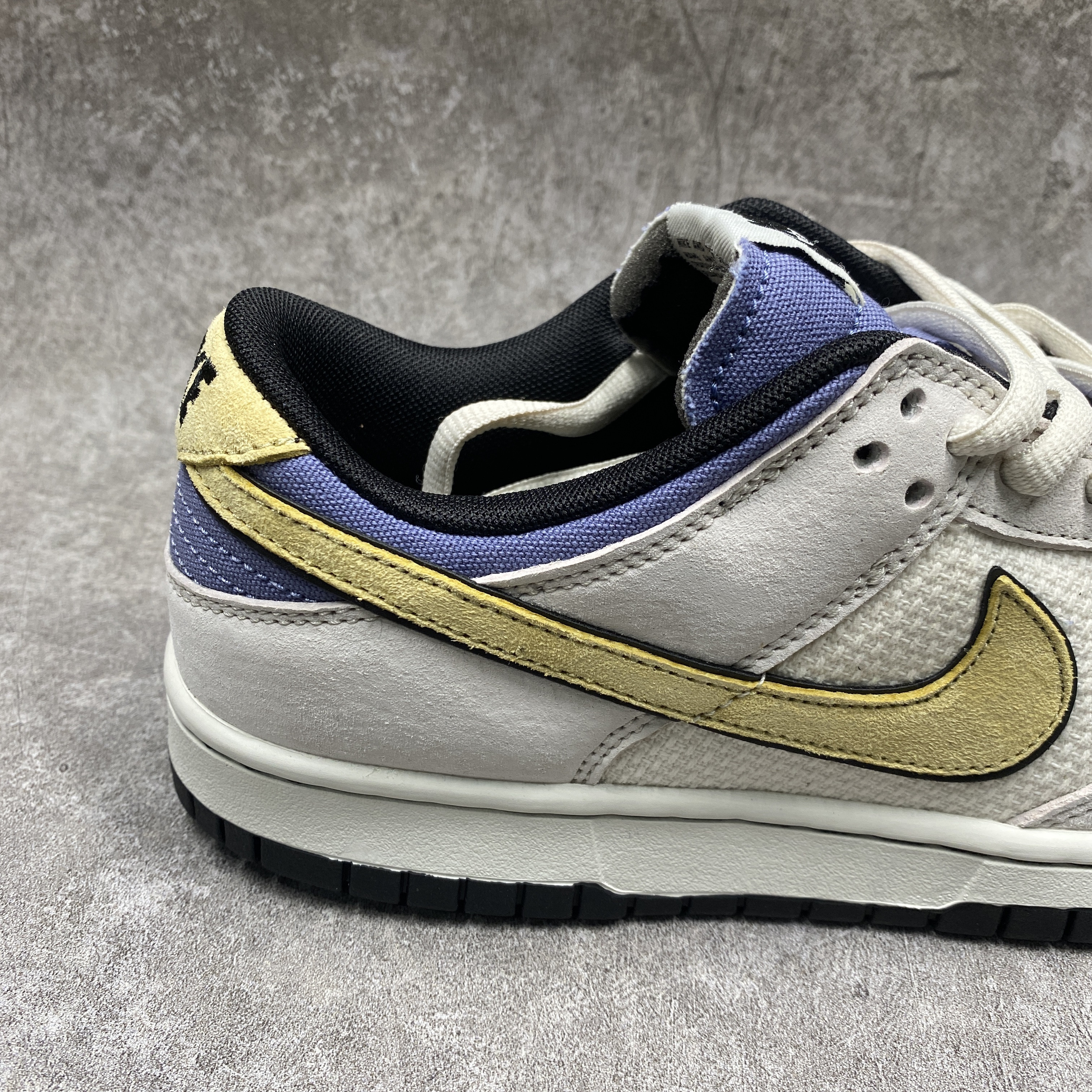 Otomo Katsuhiro x Nike SB Dunk Low Steamboy OST Yellow Blue