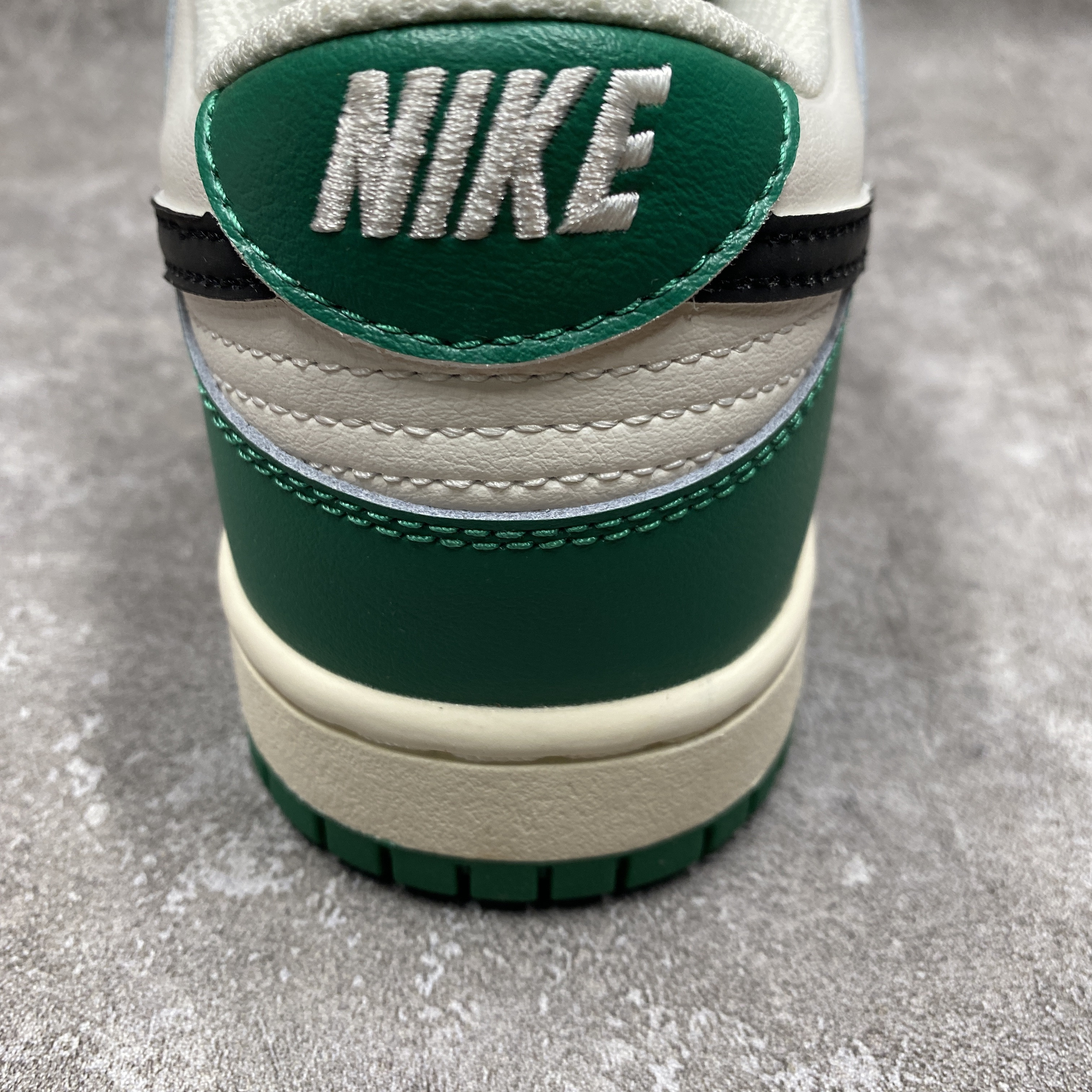 Nike Dunk Low SE “Lottery”