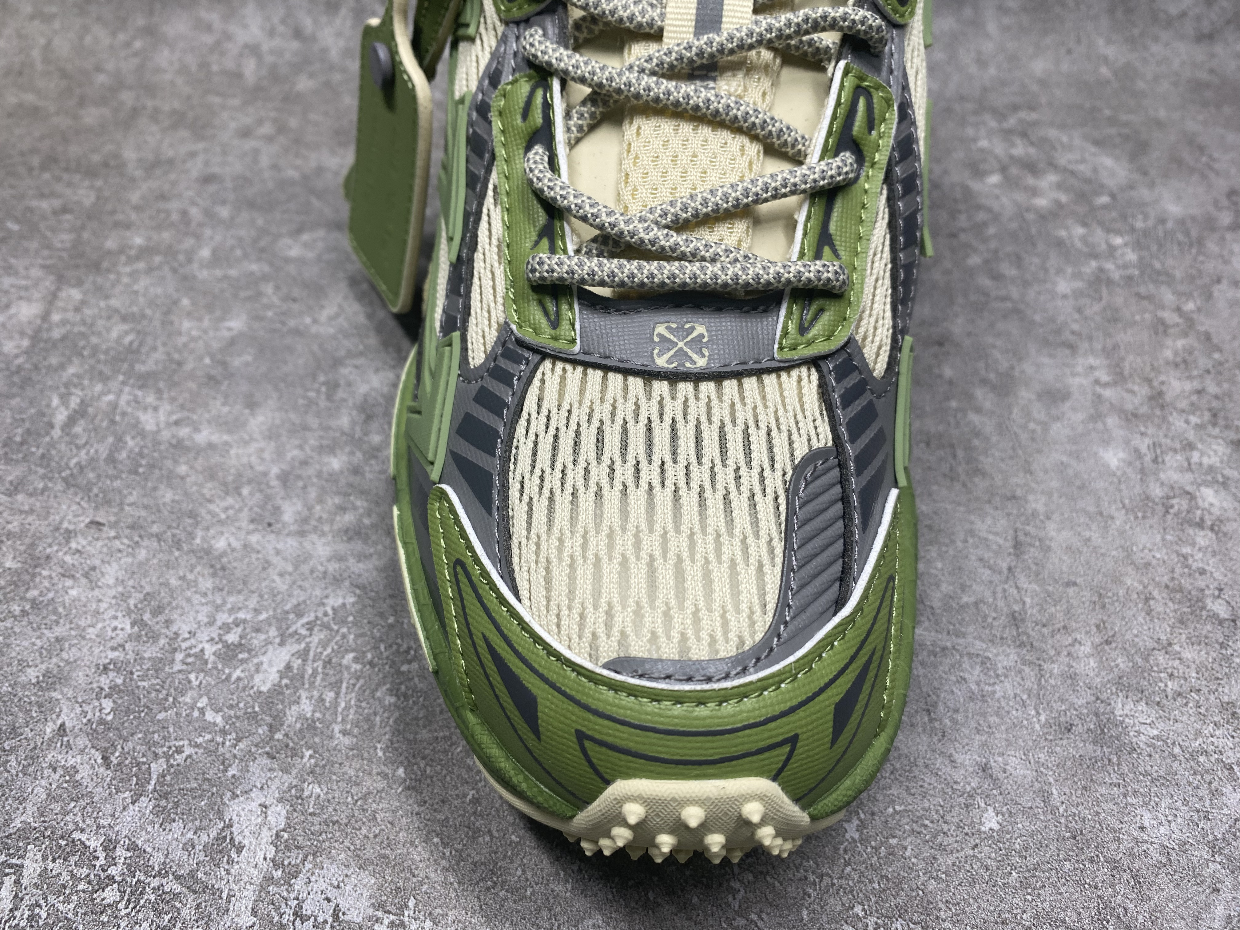 UA Off-White "BE RIGHT BACK"