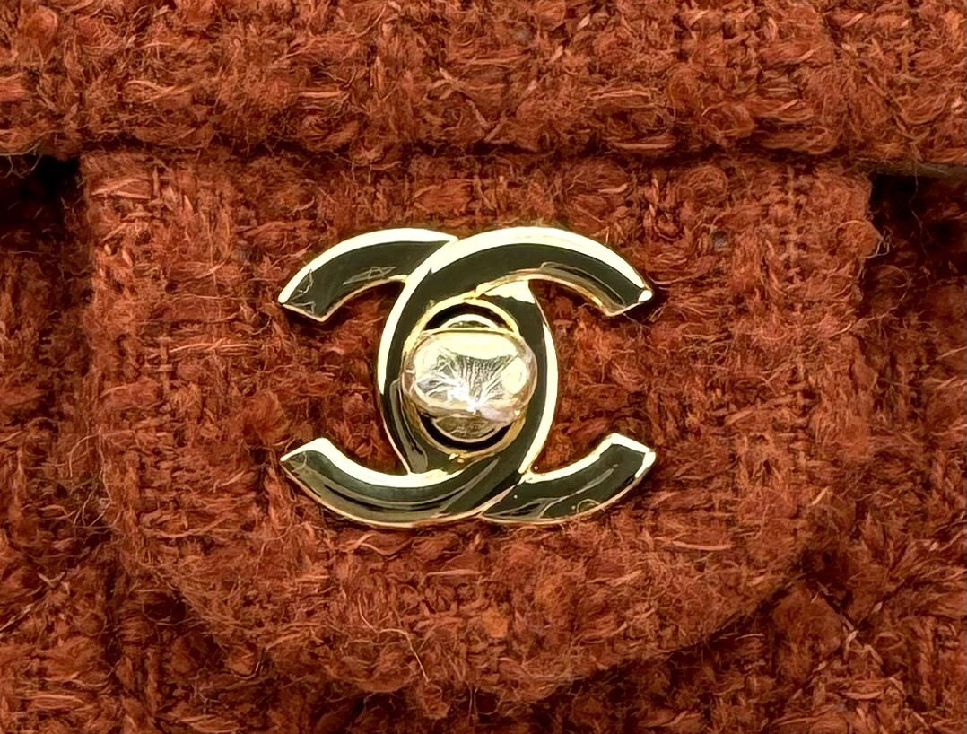 Ch*el mini classic 11.12 handbag 25 15.5 × 25.5 × 6.5 cm