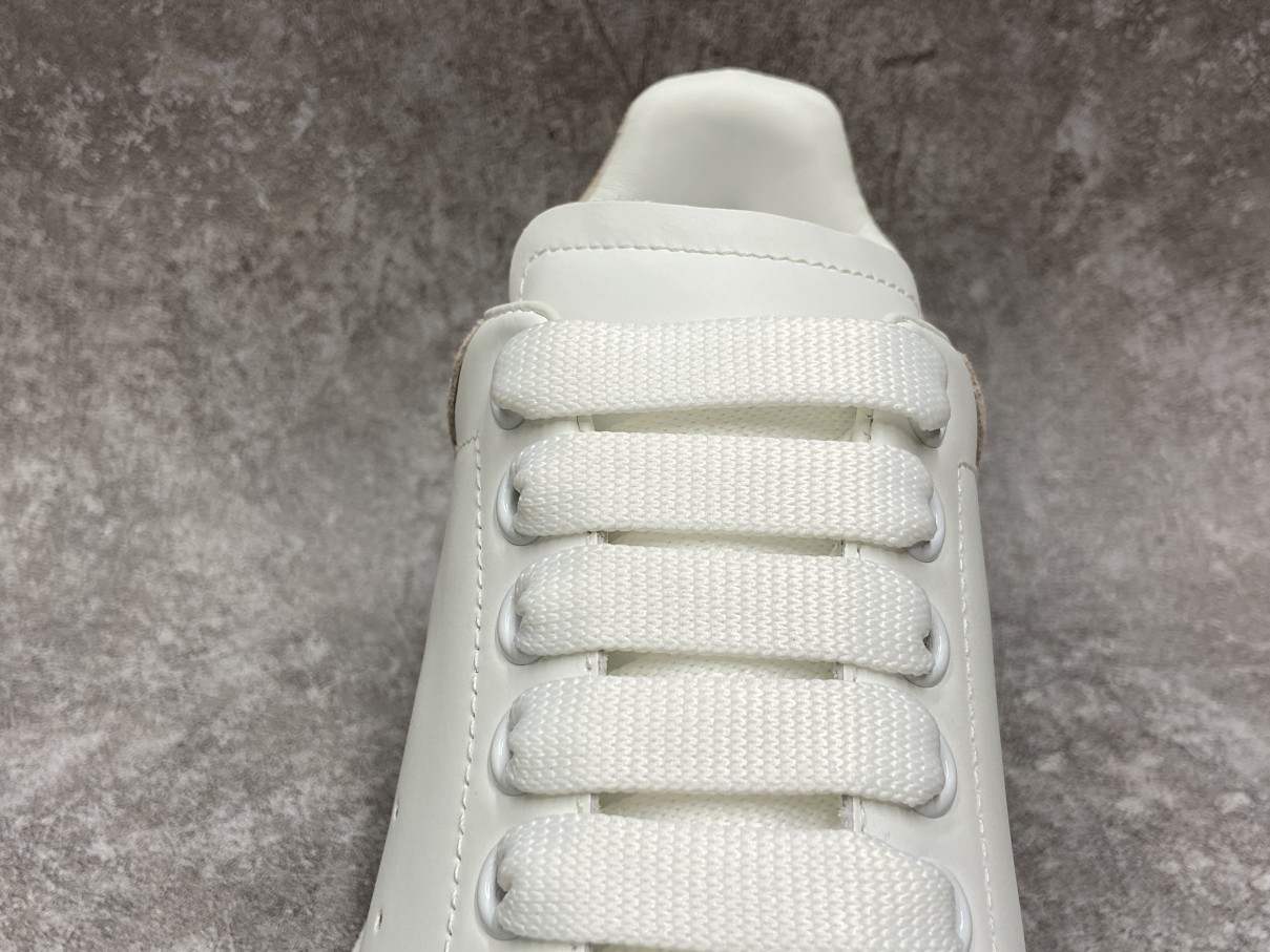 ale*d*r M*Q*en oversized pink sneaker