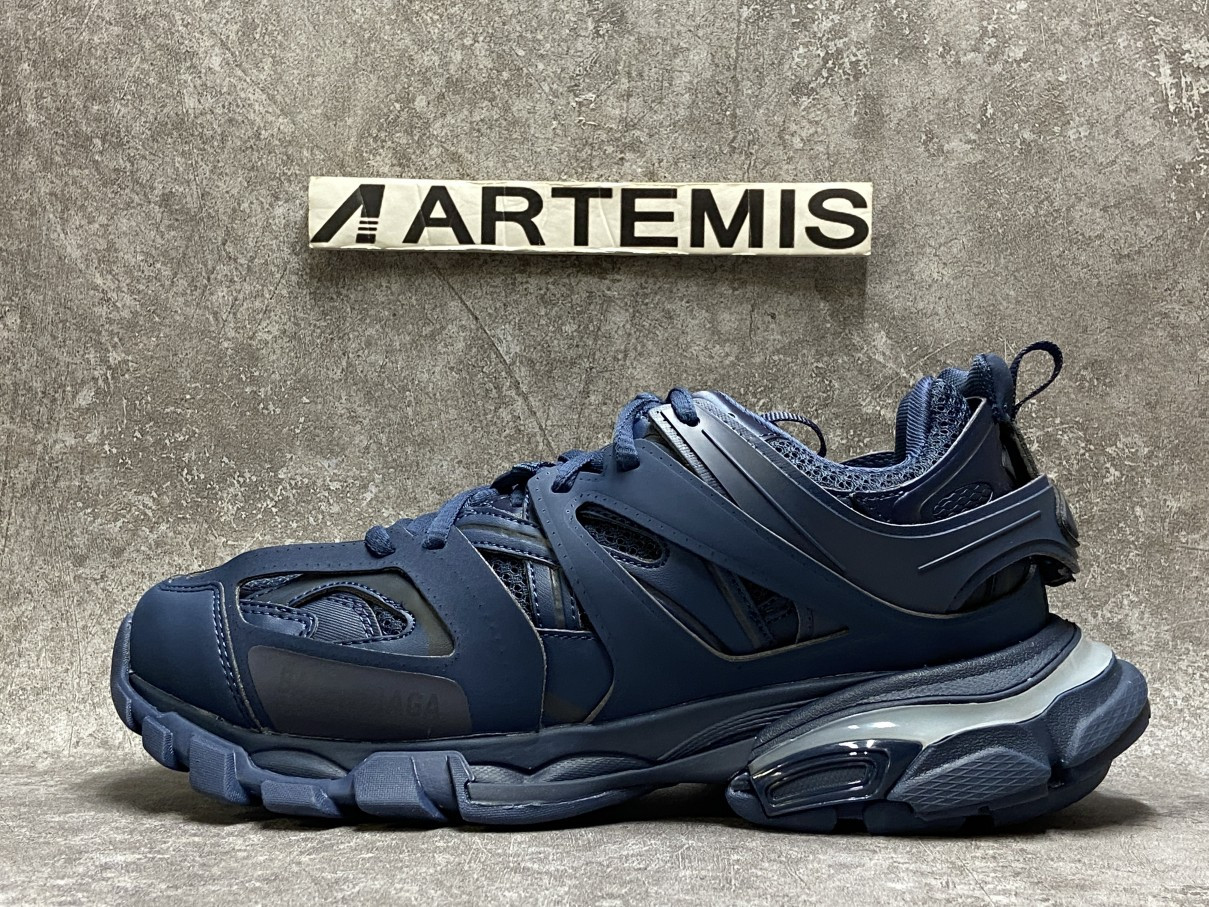 Balenciga Track Blue Pearl With Led Light