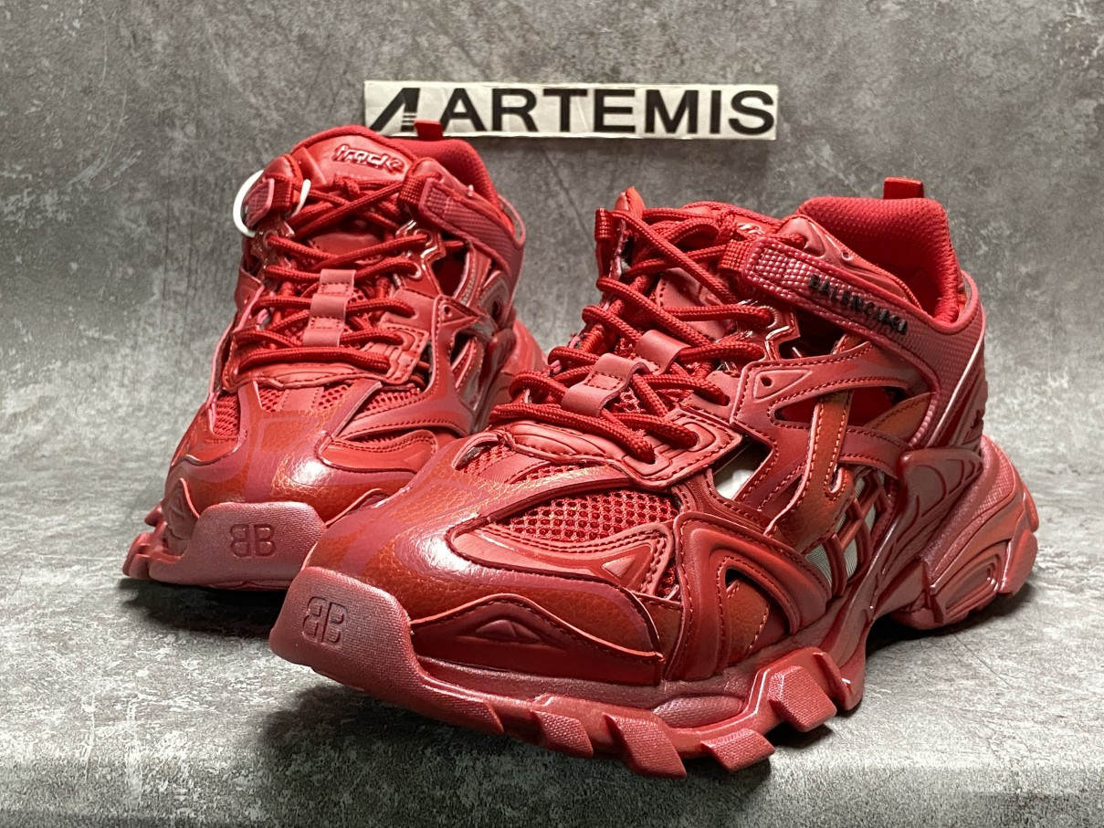 Balenciga Track 5.0 Burgundy Red