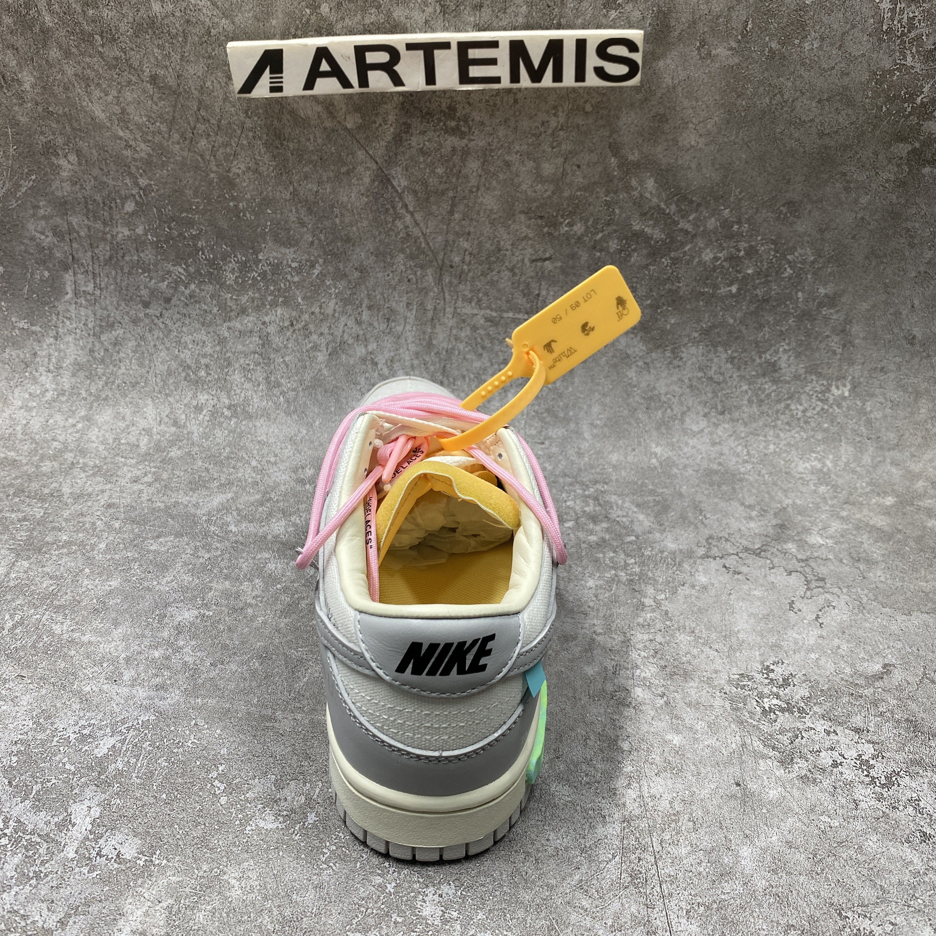 Nike Dunk Low Off-White Lot 9