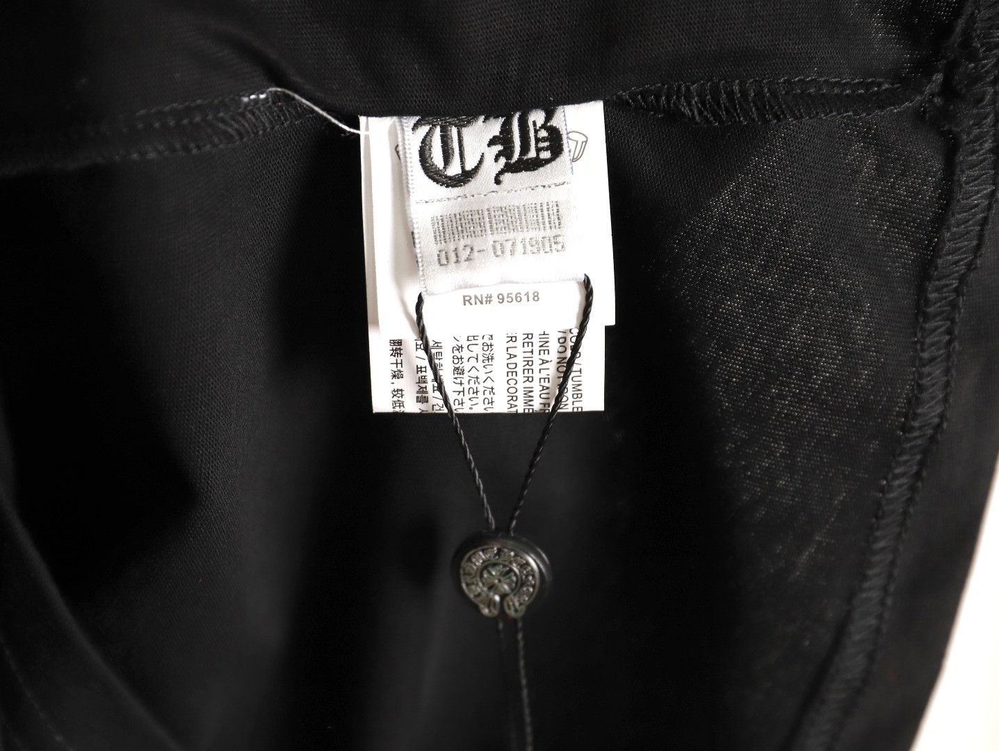 Ch**me He**ts 25fw long-sleeved t-shirt