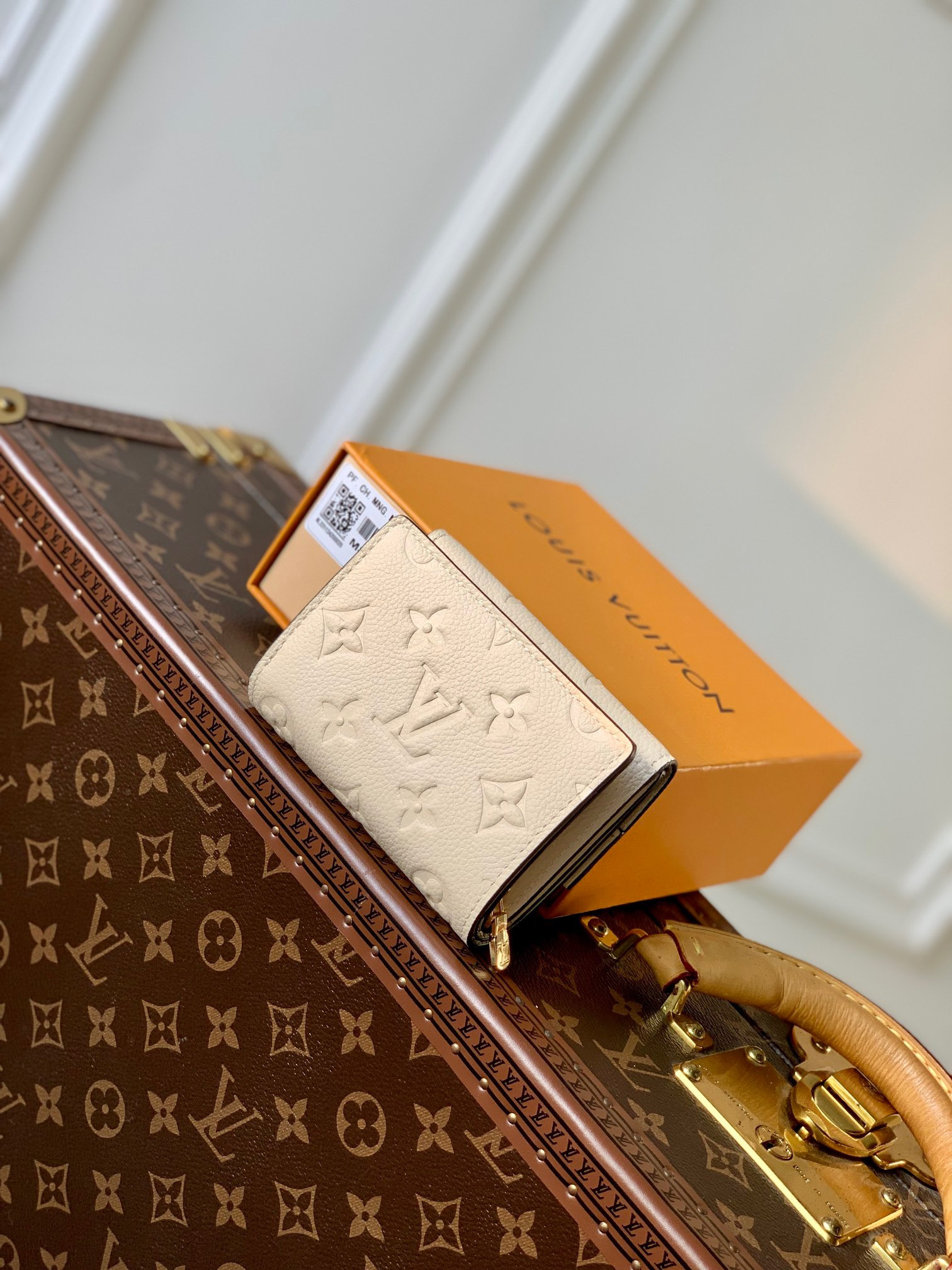 LV Metis Compact Wallet M81071