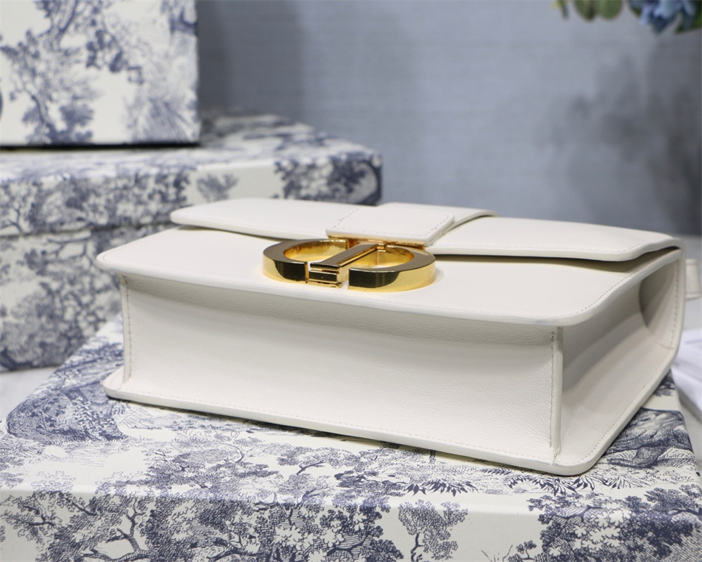 D*or 30 montaigne chain bag white