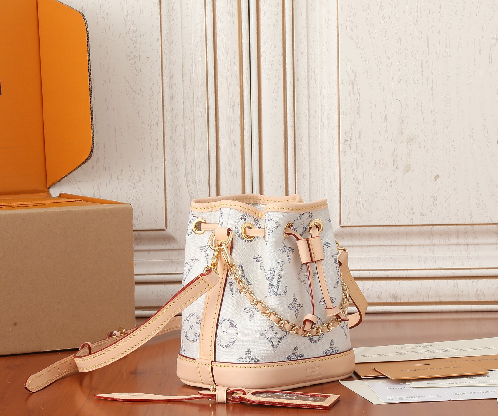 LV Nano Noé M83453 5.1 x 6.3 x 3.9 inches