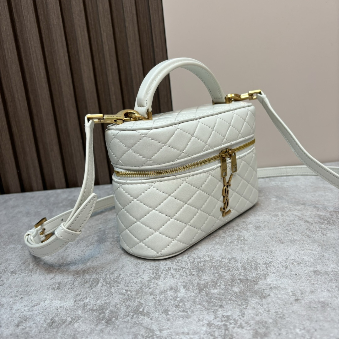 Y*L gaby vanity bag in lambskin 18 x 11 x 6.5 cm