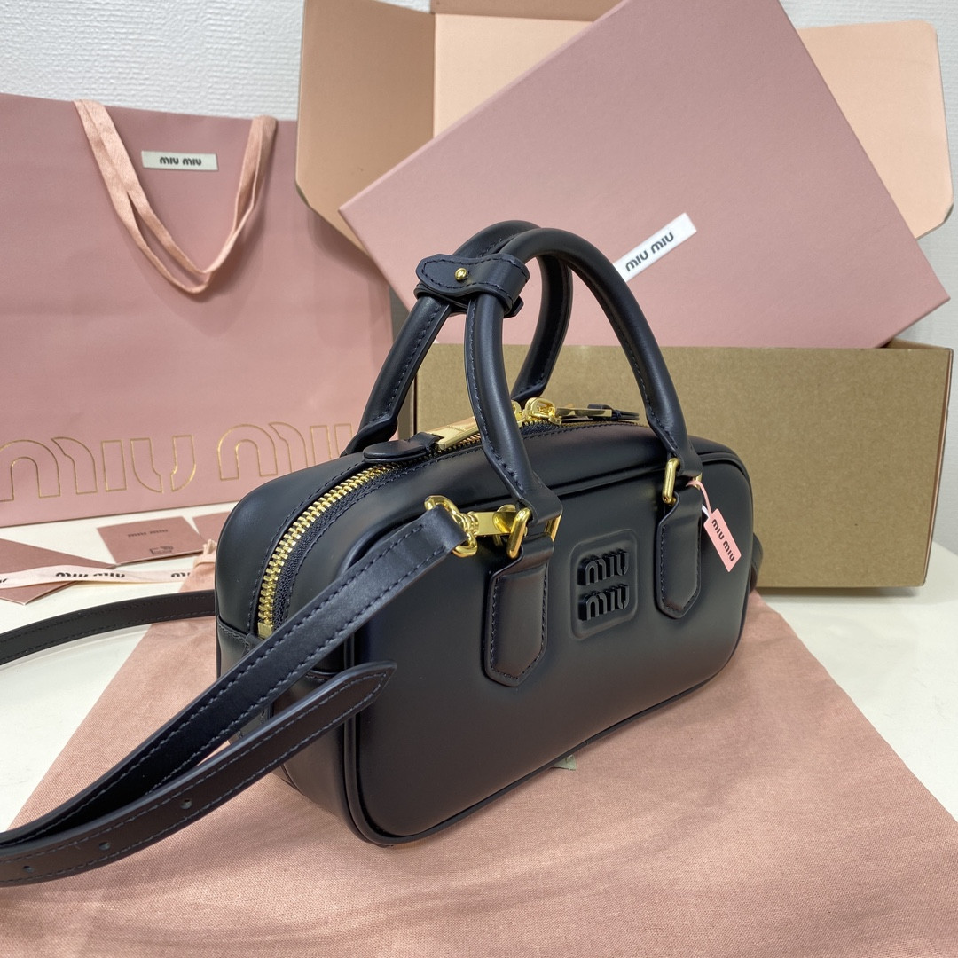 Miu Miu Arcadie leather bag 10.5x22x7.5cm