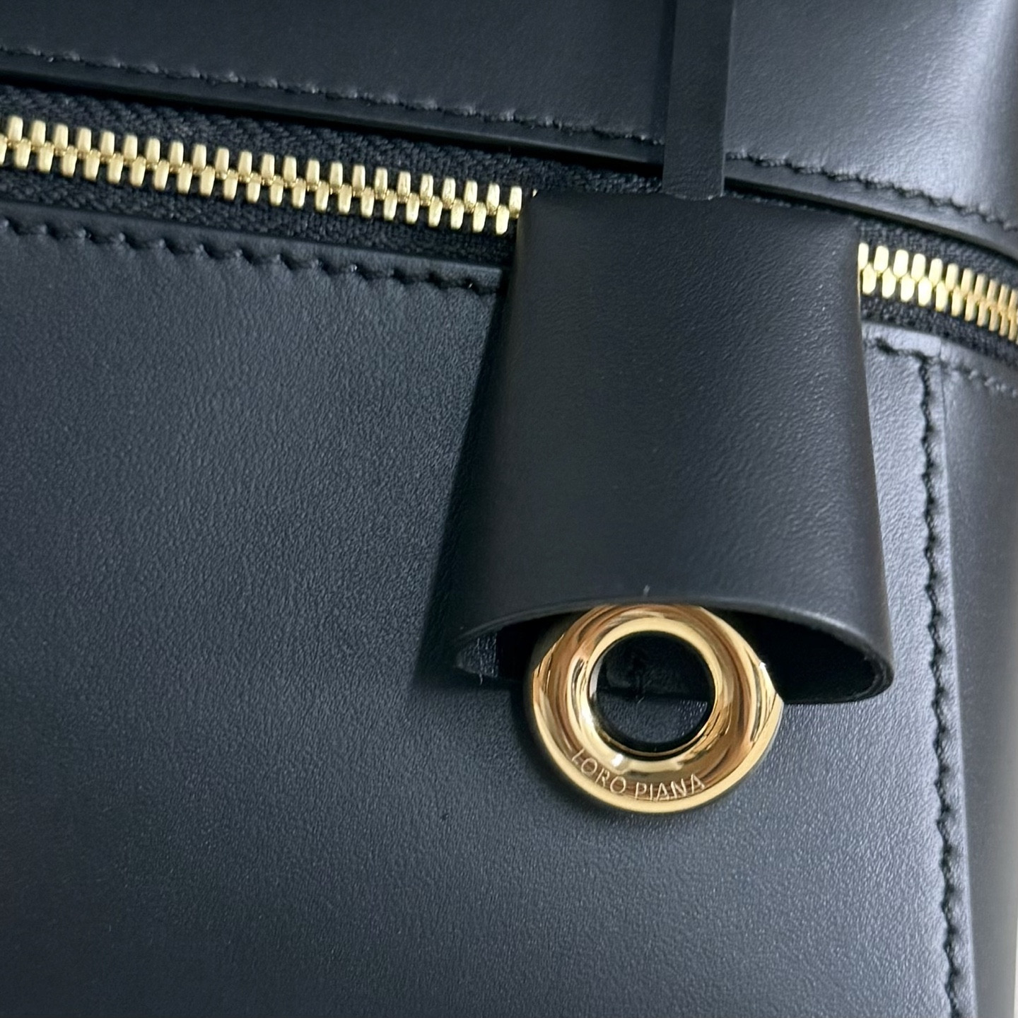 L**o p*ana extra bag l23 23x12x7cm