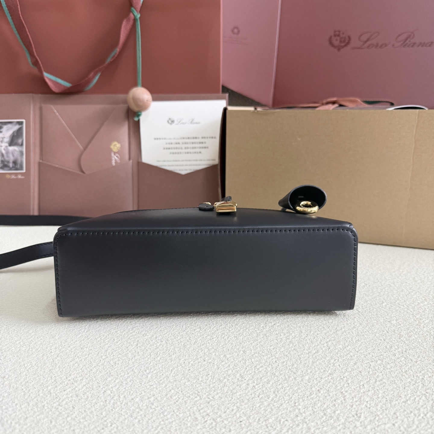 L**o p*ana extra bag l23 23x12x7cm